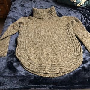 Turtle neck sweater